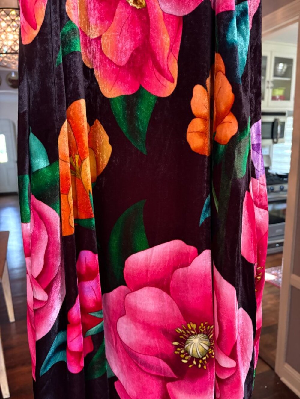 NWT Farm Rio x Anthropologie Mock-Neck Velvet Sleeveless Floral Midi Dress. Sz S - Picture 12 of 15